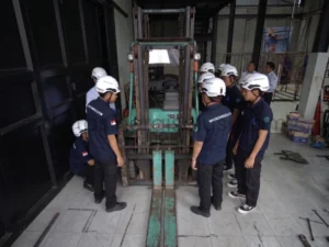 Operator Forklift | Delta Sinergi Solusi